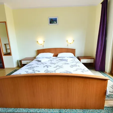 Guesthouse Ante Hodak Seliste Dreznicko Exterior photo
