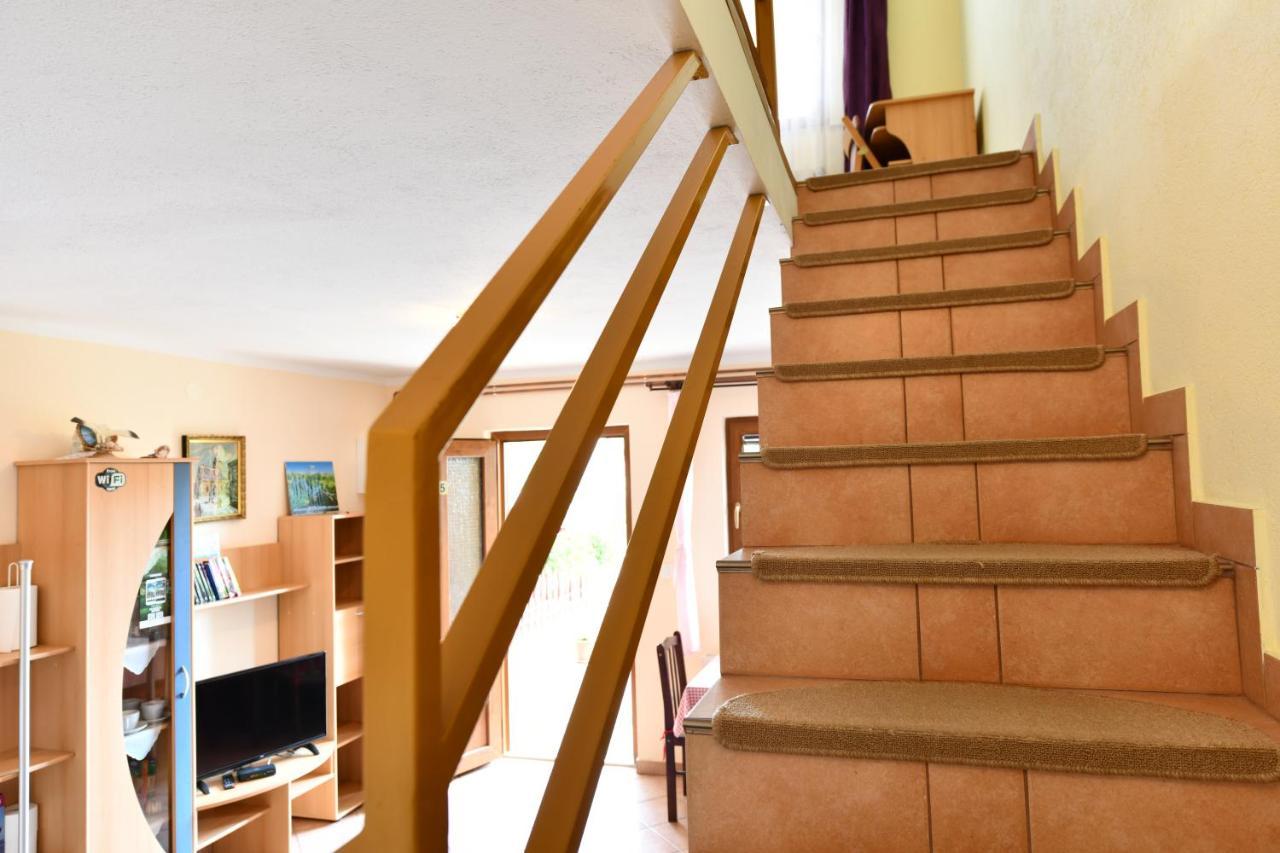 Apartment Ante Hodak *
